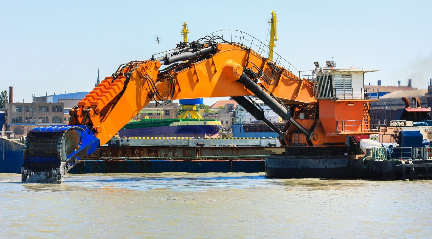 Breaking Down Dredge Rental Costs Equipment, Transport, and Operations